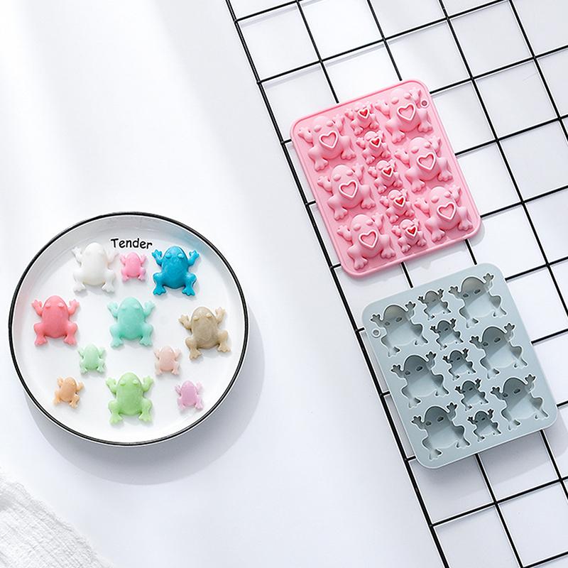 قالب سيليكون على شكل ضفادع، قا - مراجعة Silicone Mold Tray وسعره